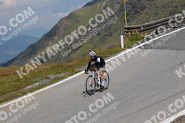 Photo #2413321 | 25-07-2022 13:08 | Passo Dello Stelvio - Peak BICYCLES