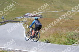 Foto #2489446 | 02-08-2022 14:19 | Passo Dello Stelvio - die Spitze BICYCLES