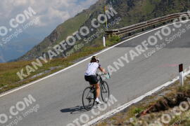 Photo #2408992 | 25-07-2022 11:36 | Passo Dello Stelvio - Peak BICYCLES