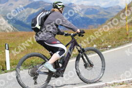 Photo #2487009 | 02-08-2022 13:01 | Passo Dello Stelvio - Peak BICYCLES