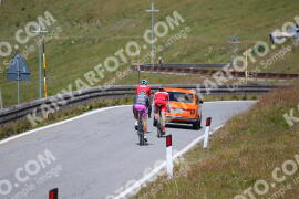Photo #2430366 | 29-07-2022 12:00 | Passo Dello Stelvio - Peak BICYCLES