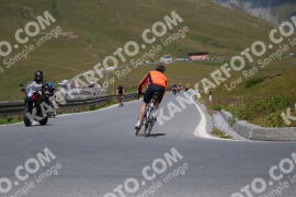 Photo #2389350 | 24-07-2022 12:30 | Passo Dello Stelvio - Peak BICYCLES
