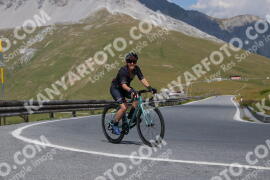 Photo #2386900 | 24-07-2022 11:50 | Passo Dello Stelvio - Peak BICYCLES