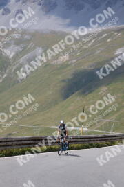 Photo #2413728 | 25-07-2022 13:33 | Passo Dello Stelvio - Peak BICYCLES