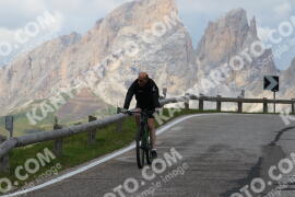 Photo #2522329 | 06-08-2022 11:32 | Pordoi Pass BICYCLES