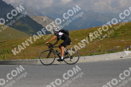 Foto #2382393 | 24-07-2022 10:55 | Passo Dello Stelvio - die Spitze BICYCLES