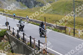 Photo #2424232 | 27-07-2022 13:22 | Passo Dello Stelvio - Peak