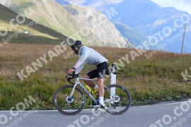 Photo #2482439 | 02-08-2022 09:59 | Passo Dello Stelvio - Peak BICYCLES