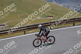 Photo #2413211 | 25-07-2022 13:05 | Passo Dello Stelvio - Peak BICYCLES