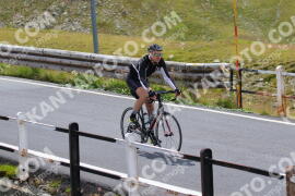 Photo #2422982 | 27-07-2022 13:20 | Passo Dello Stelvio - Peak BICYCLES