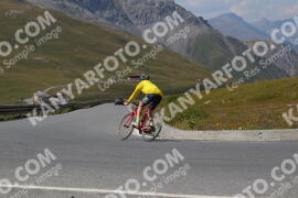 Photo #2395183 | 24-07-2022 15:46 | Passo Dello Stelvio - Peak BICYCLES