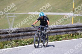Foto #2429899 | 29-07-2022 11:51 | Passo Dello Stelvio - die Spitze BICYCLES