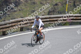 Photo #2422622 | 27-07-2022 12:09 | Passo Dello Stelvio - Peak BICYCLES