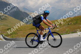Photo #2381905 | 24-07-2022 10:48 | Passo Dello Stelvio - Peak BICYCLES