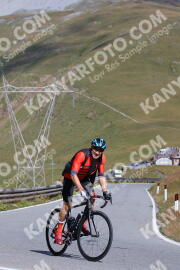 Photo #2482782 | 02-08-2022 10:27 | Passo Dello Stelvio - Peak BICYCLES
