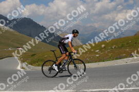 Photo #2391360 | 24-07-2022 13:01 | Passo Dello Stelvio - Peak BICYCLES