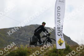 Foto #2460581 | 31-07-2022 11:45 | Passo Dello Stelvio - die Spitze BICYCLES