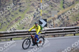 Photo #2422765 | 27-07-2022 12:34 | Passo Dello Stelvio - Peak BICYCLES