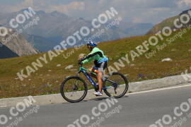 Photo #2393078 | 24-07-2022 13:35 | Passo Dello Stelvio - Peak BICYCLES
