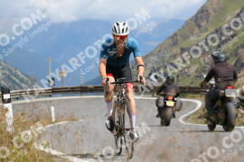 Photo #2423791 | 27-07-2022 11:29 | Passo Dello Stelvio - Peak BICYCLES