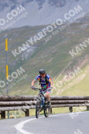 Photo #2410681 | 26-07-2022 11:31 | Passo Dello Stelvio - Peak BICYCLES
