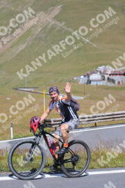 Photo #2483990 | 02-08-2022 11:32 | Passo Dello Stelvio - Peak BICYCLES