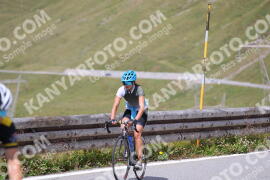 Photo #2430943 | 29-07-2022 12:13 | Passo Dello Stelvio - Peak BICYCLES