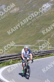 Foto #2429080 | 29-07-2022 10:31 | Passo Dello Stelvio - die Spitze BICYCLES