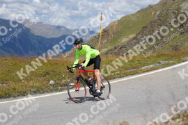 Photo #2488433 | 02-08-2022 13:35 | Passo Dello Stelvio - Peak BICYCLES