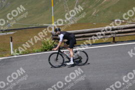 Photo #2411545 | 25-07-2022 12:14 | Passo Dello Stelvio - Peak BICYCLES