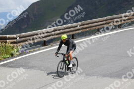 Photo #2422763 | 27-07-2022 12:32 | Passo Dello Stelvio - Peak BICYCLES