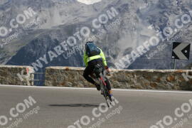 Photo #3609700 | 28-07-2023 14:45 | Passo Dello Stelvio - Prato side BICYCLES