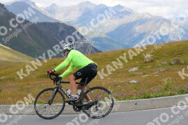 Photo #2411244 | 26-07-2022 12:33 | Passo Dello Stelvio - Peak BICYCLES