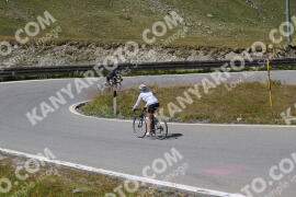 Foto #2411465 | 25-07-2022 12:12 | Passo Dello Stelvio - die Spitze BICYCLES