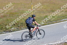 Photo #2428996 | 29-07-2022 10:03 | Passo Dello Stelvio - Peak BICYCLES