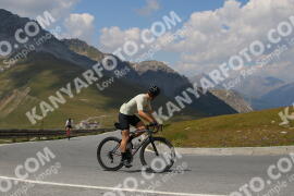 Photo #2394335 | 24-07-2022 14:23 | Passo Dello Stelvio - Peak BICYCLES