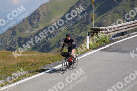 Foto #2399544 | 25-07-2022 10:45 | Passo Dello Stelvio - die Spitze BICYCLES