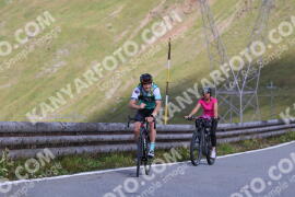 Foto #2482546 | 02-08-2022 10:10 | Passo Dello Stelvio - die Spitze BICYCLES