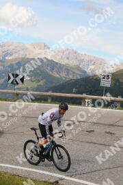 Photo #2615538 | 13-08-2022 11:00 | Pordoi Pass BICYCLES