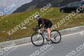 Photo #2394577 | 24-07-2022 14:39 | Passo Dello Stelvio - Peak BICYCLES