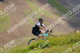 Photo #2429813 | 29-07-2022 11:48 | Passo Dello Stelvio - Peak BICYCLES