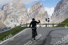Photo #2541587 | 08-08-2022 11:47 | Pordoi Pass BICYCLES