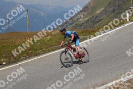 Photo #2413851 | 25-07-2022 14:01 | Passo Dello Stelvio - Peak BICYCLES