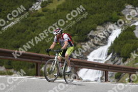 Photo #3177633 | 20-06-2023 13:14 | Passo Dello Stelvio - Waterfall curve BICYCLES