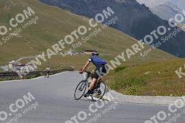 Photo #2393525 | 24-07-2022 13:43 | Passo Dello Stelvio - Peak BICYCLES
