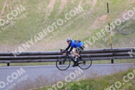 Photo #2422906 | 27-07-2022 12:58 | Passo Dello Stelvio - Peak BICYCLES