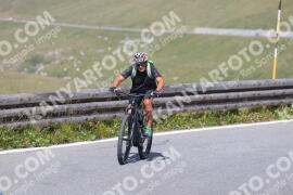 Foto #2408452 | 25-07-2022 11:09 | Passo Dello Stelvio - die Spitze BICYCLES