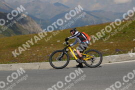 Photo #2392337 | 24-07-2022 13:21 | Passo Dello Stelvio - Peak BICYCLES