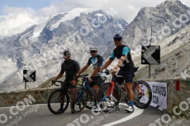 Photo #3632533 | 29-07-2023 14:49 | Passo Dello Stelvio - Prato side BICYCLES