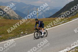 Photo #2413610 | 25-07-2022 13:15 | Passo Dello Stelvio - Peak BICYCLES